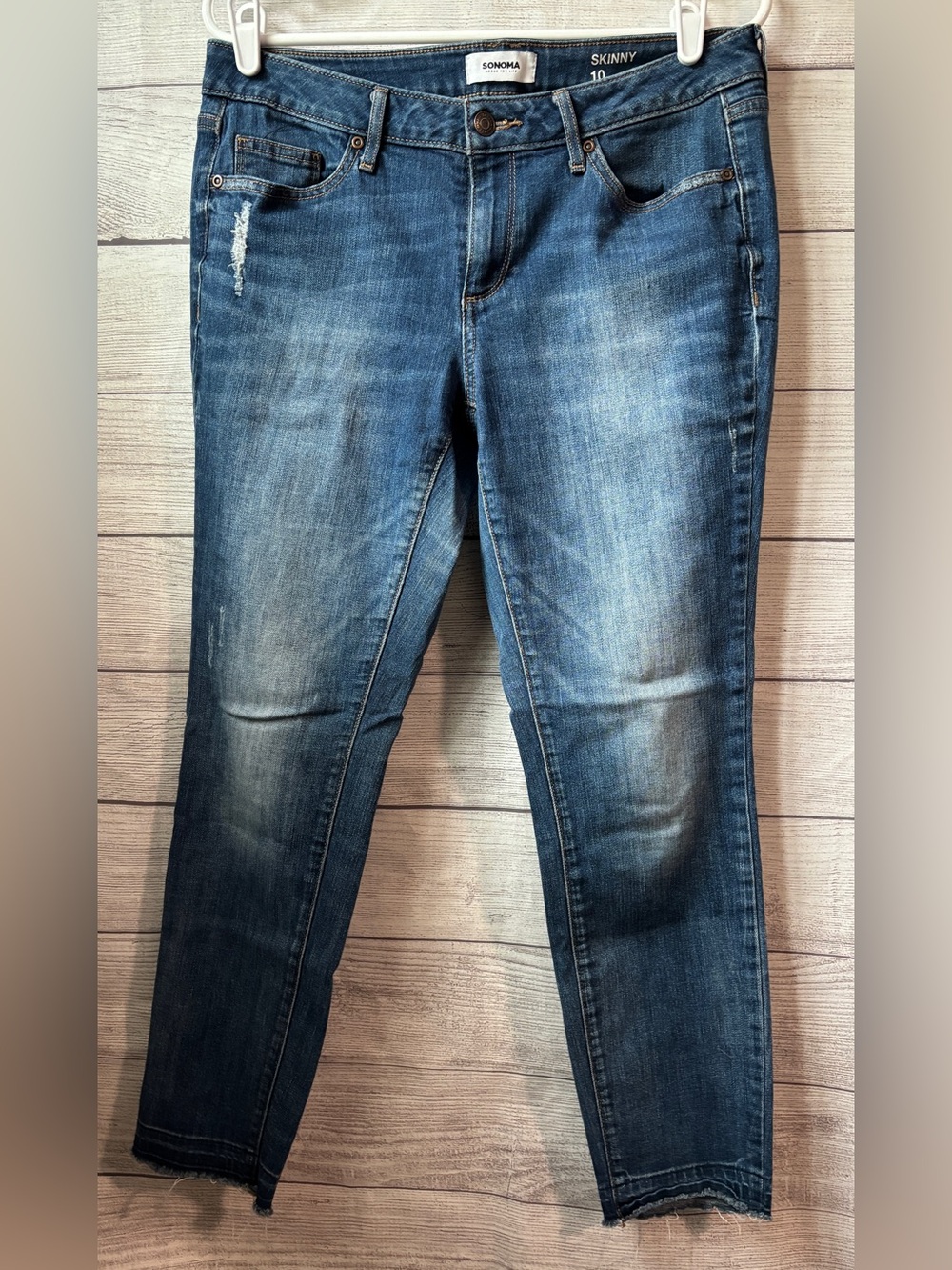Sonoma women’s skinny jeans, dark wash, size 10